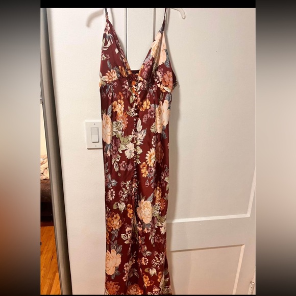 Satin floral dress with button details and a sexy slit! - Picture 1 of 4